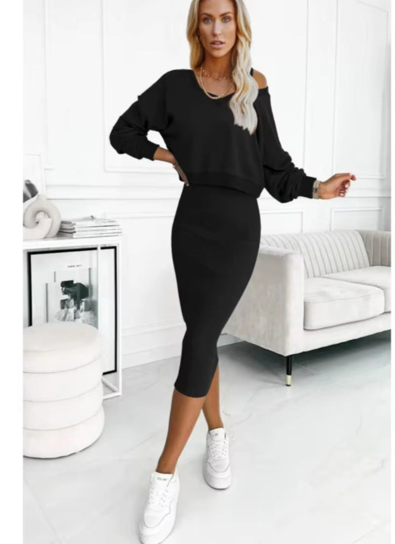 Chic Comfort: Two Piece-Set Knit Dress